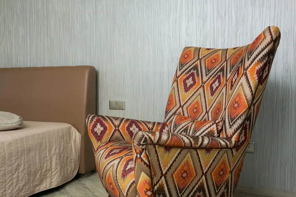 квартира с дизайнерским ремонтом и джакузи рядом с МТЛ Арена: фото 3