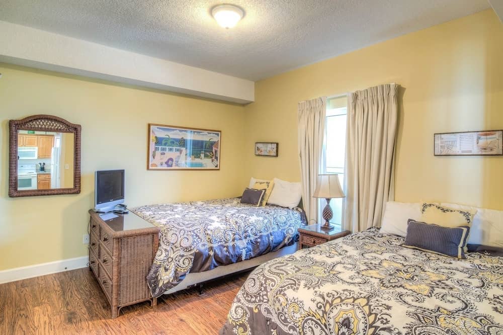 10519 Panama City Beach Condo - 2 Br condo by RedAwning: фото 7