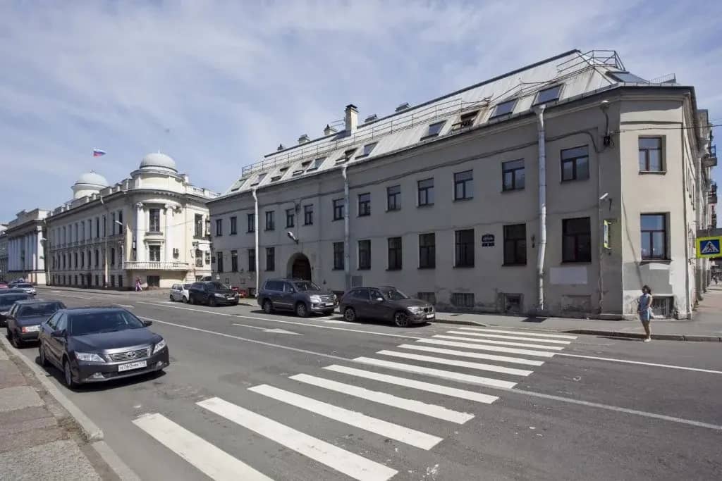 Na Naberezhnoj Reki Fontanki 8 - Mansarda Apartments: фото 5