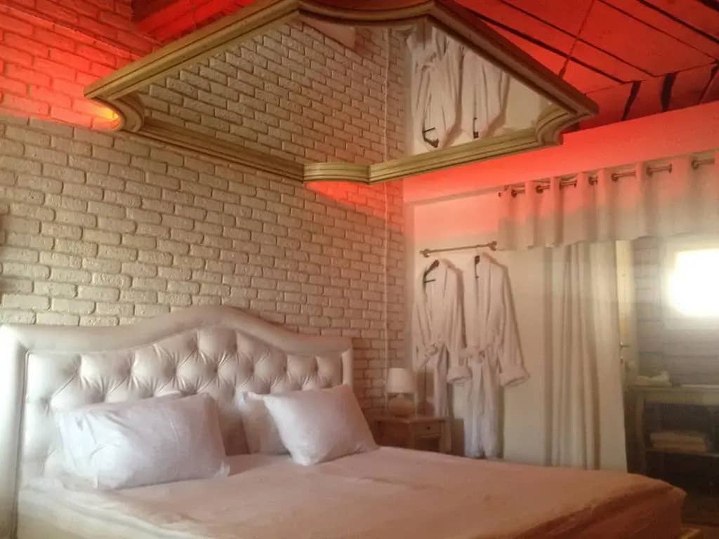 Rasputin Boutique Hotel: фото 4