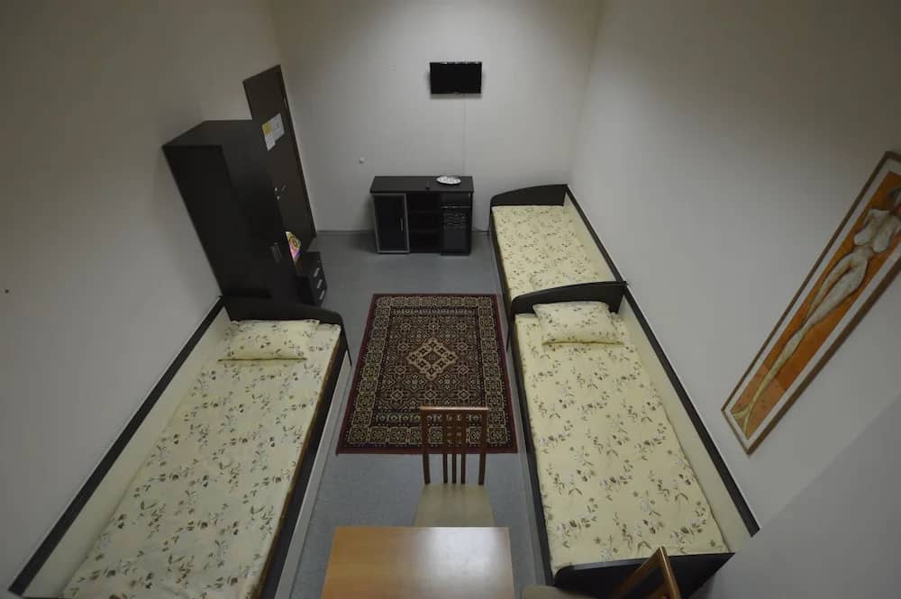 Hotel Yug - hostel: фото 7