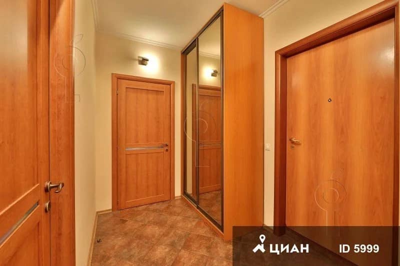 4 rooms at Smolenskaya Apartments: фото 6