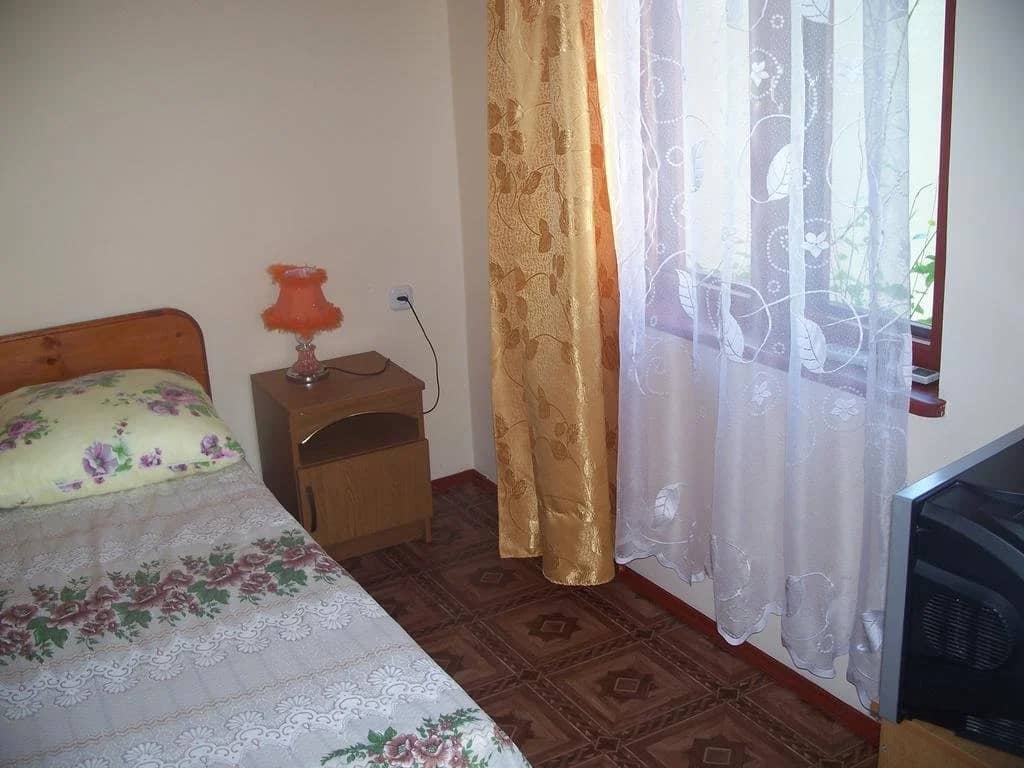 U Vadima Guest House: фото 5
