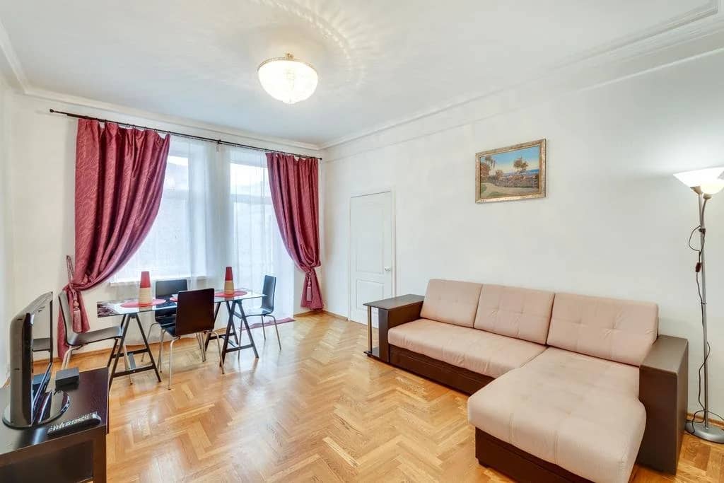 EnjoyMoscow Pushkin & Red Square Apartments : фото 4