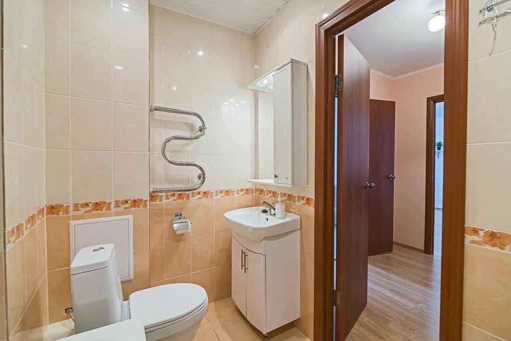 FlatHome24 u metro na Komendanskiy prospekt: фото 7