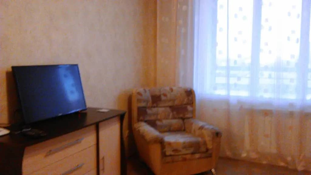 Меблированные комнаты One-Bedroom na 30let Pobedy 15d: фото 4