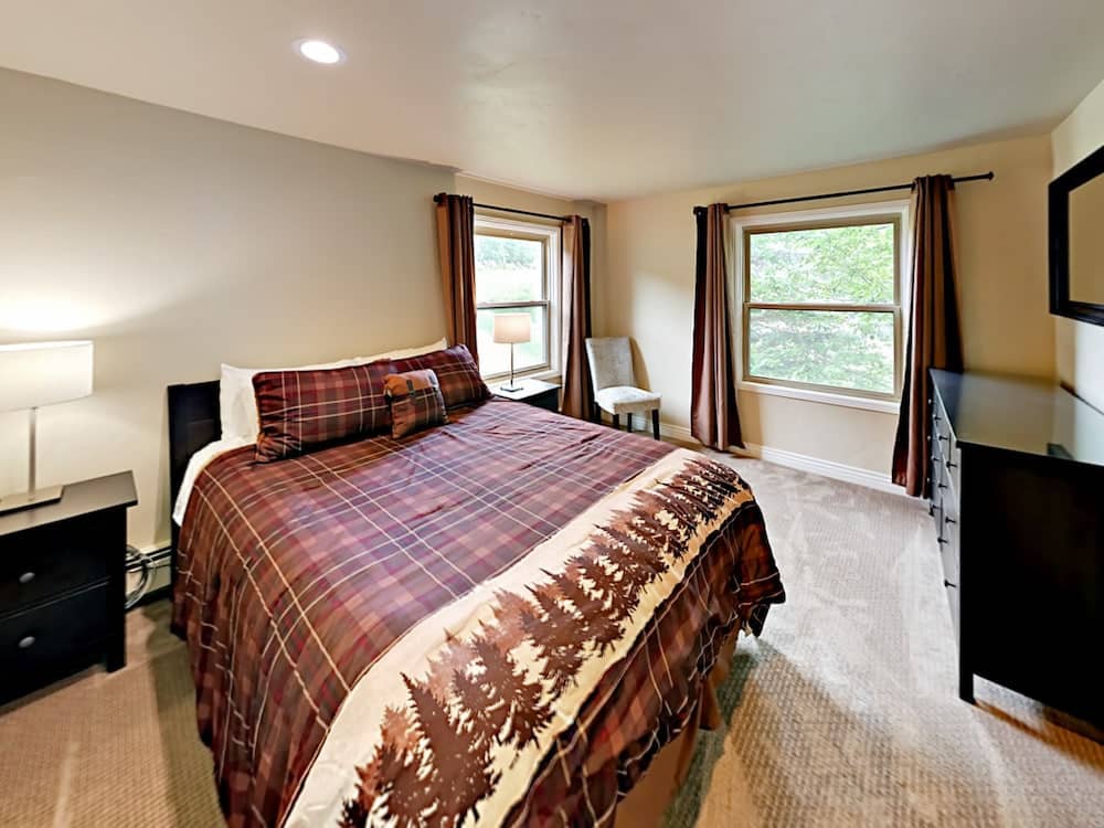 1040 Vail View Drive Condo Unit 305 2 Bedrooms 1 Bathroom Condo: фото 5