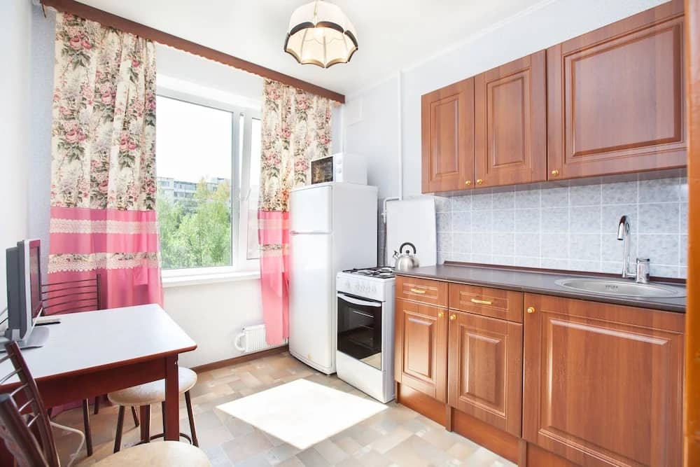 Busines Brusnika Apartment Tyoply Stan: фото 7