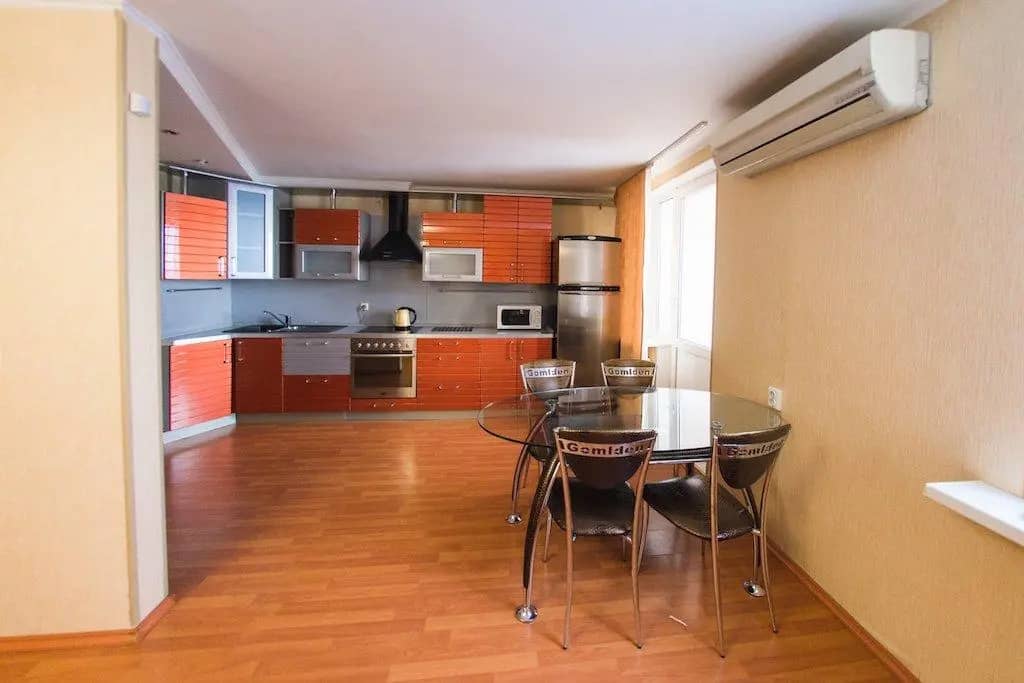 City Center Tchkalova 59 Apartment: фото 6