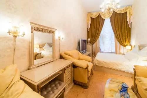 Aristocrat Apartment: фото 7