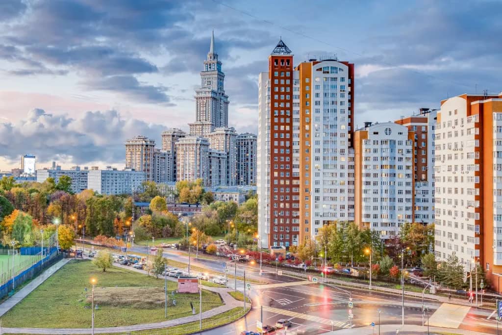 Апартаменты Стандартные с Красивым Видом и Балконом Business Apartments: фото 4