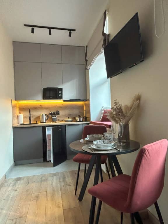 Квартира Новая уютная студия Home10 в центре: фото 7