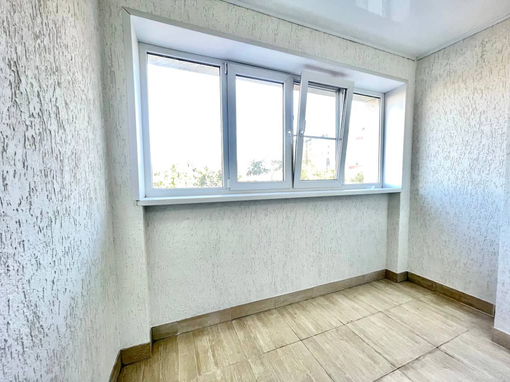 Большая однокомнатная квартира сети "PanApartments" на центральной улице города: фото 4