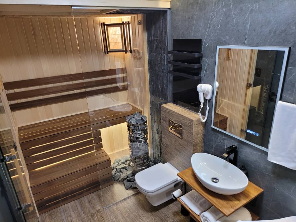 Квартира Spa Loft с сауной и джакузи в ЖК Metropolis: фото 4