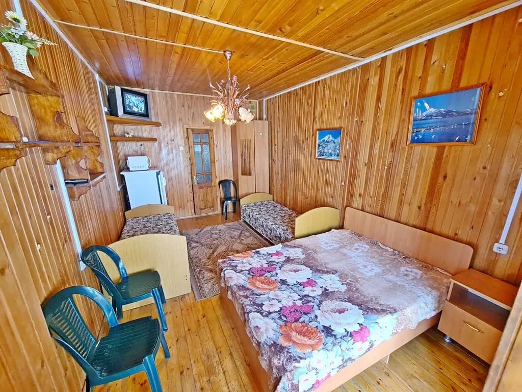 Квартира Номера на Пляже 147 2 Гостевой Дом: фото 4