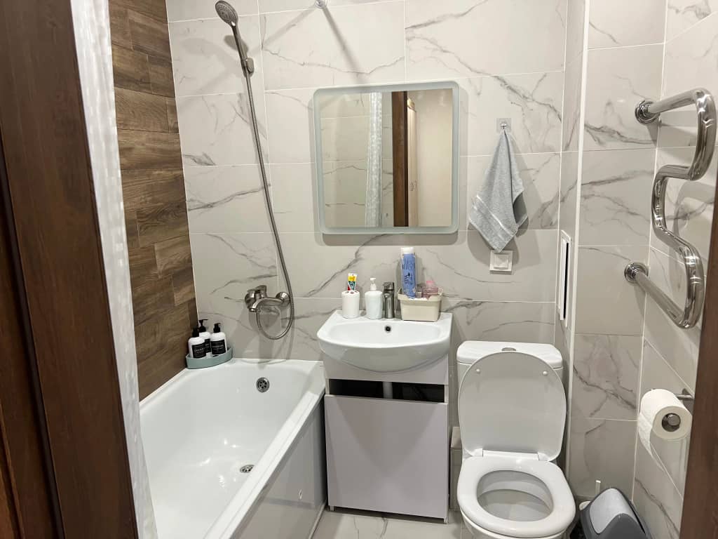 Квартира Bedroom Suite (BDR Suite) на Пархоменко: фото 4