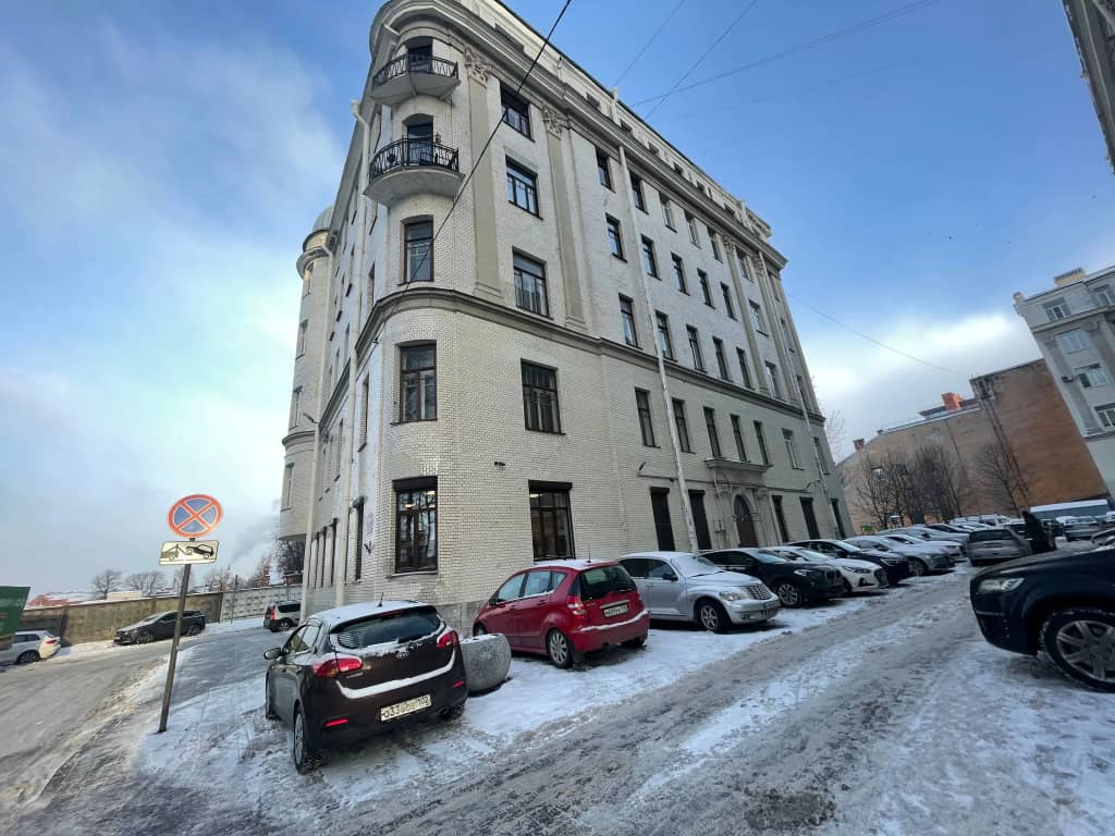 Квартира Удобная Двухуровневая в Центре Санкт-Петербурга: фото 4