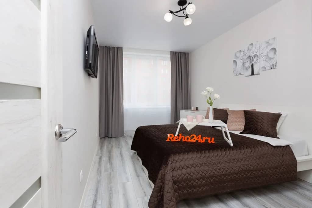 Апартаменты на Азина 22/2 RentHouse: фото 6