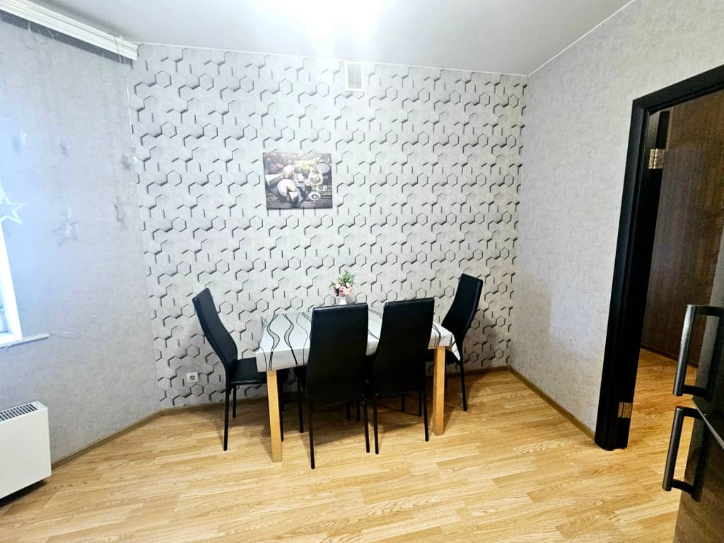 Квартира Двушка у Акбарс Арены Ривьеры: фото 4