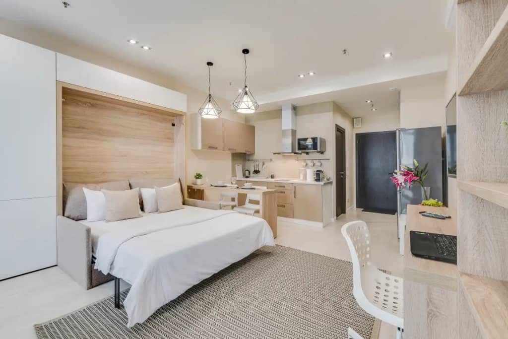 Апартаменты Премиум с Балконом и Видом на Город Business Apartments: фото 5