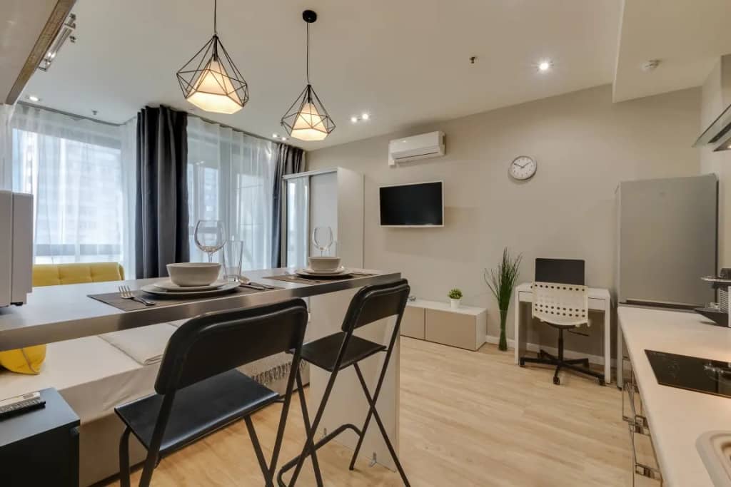 Апартаменты Полюкс с Балконом и Видом на Город Business Apartments: фото 7