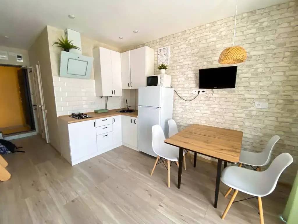 Квартира с мансардой в 100м от моря: фото 4