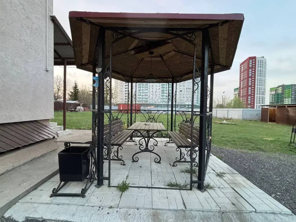 Квартира с Мангальной Зоной на Улице: фото 5