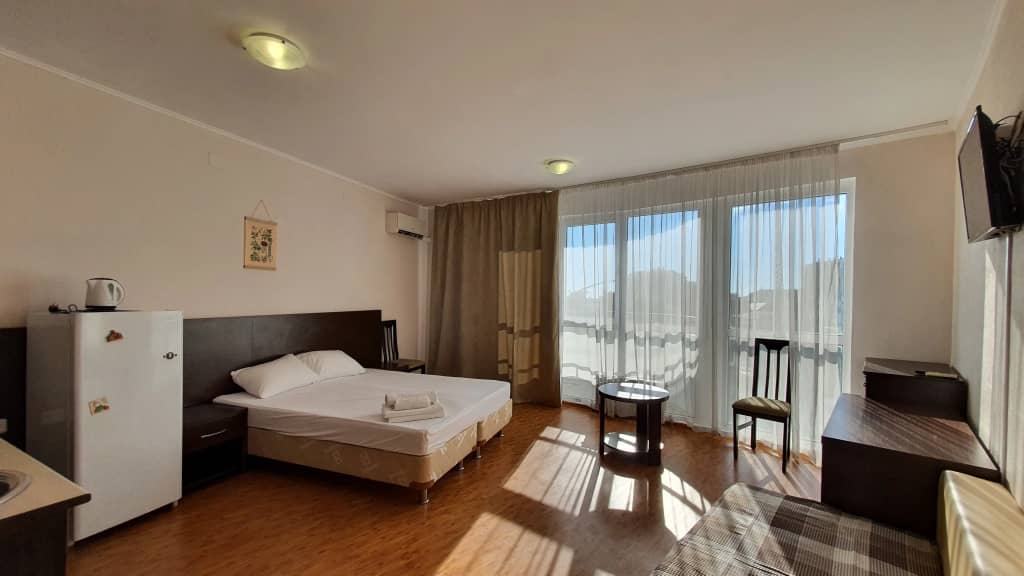 Апартаменты Уютная Студия на Кирпичной от HomeHotelSochi: фото 4