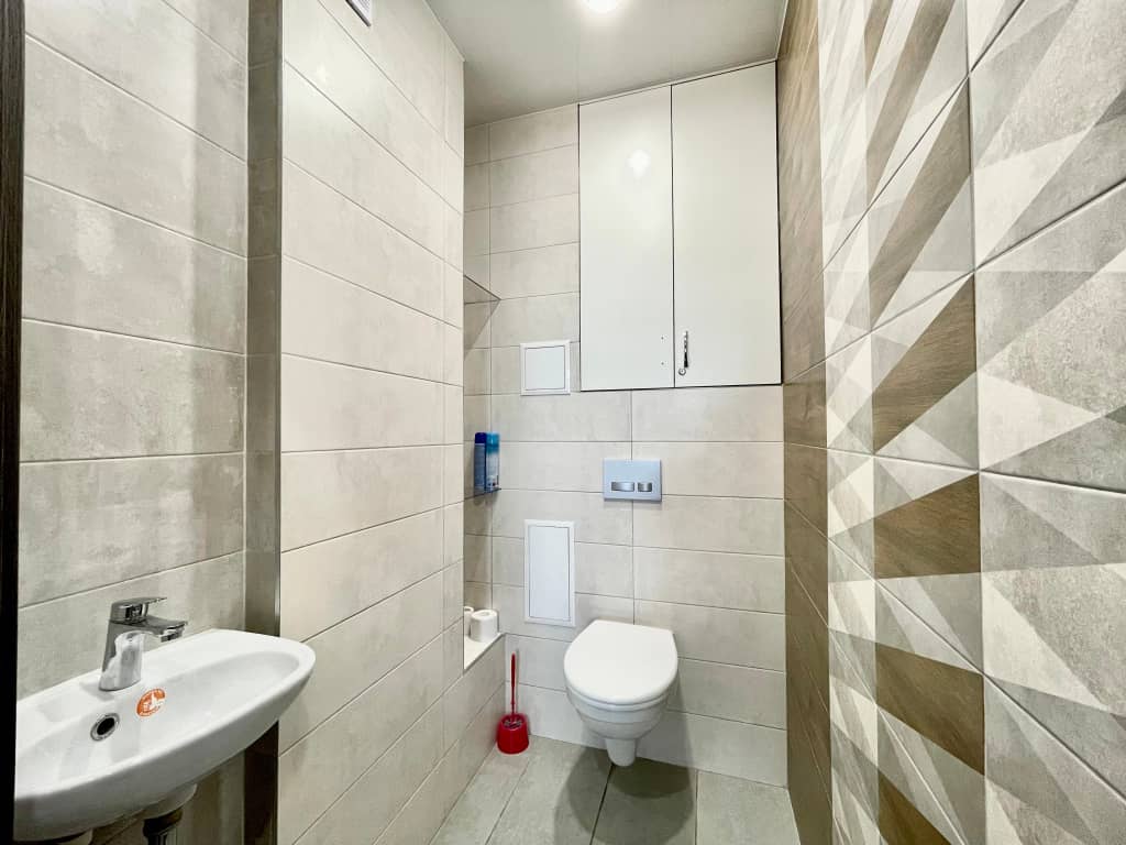 Двухкомнатная квартира сети "PanApartments" с панорамным видом на город: фото 5