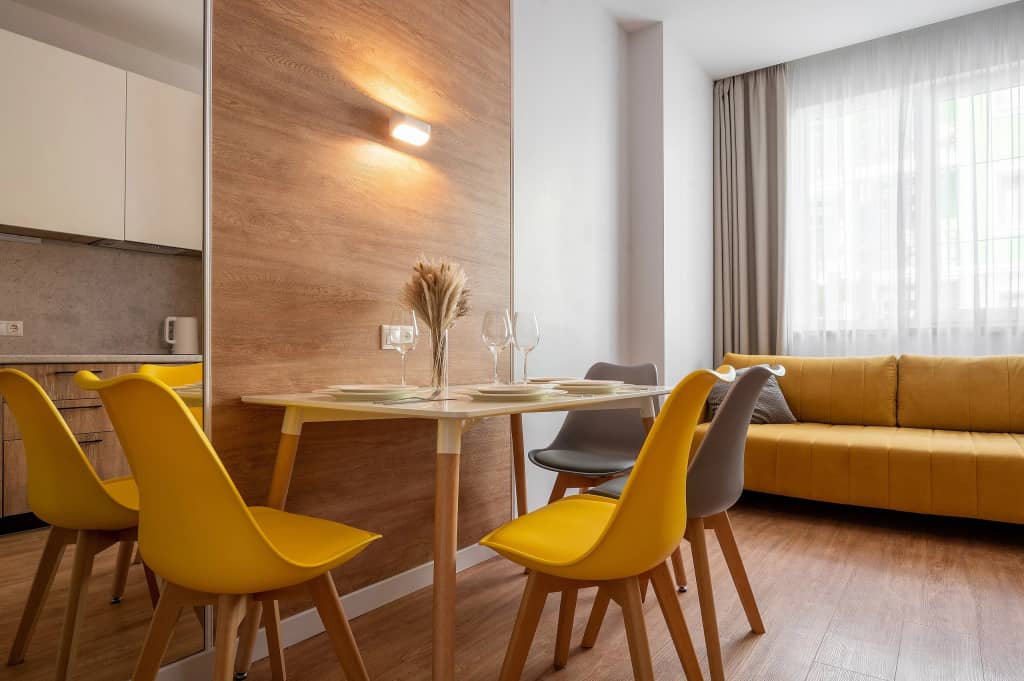 Апартаменты RED APARTMENTS Арт Лайт Сити апартамент Аделин: фото 7