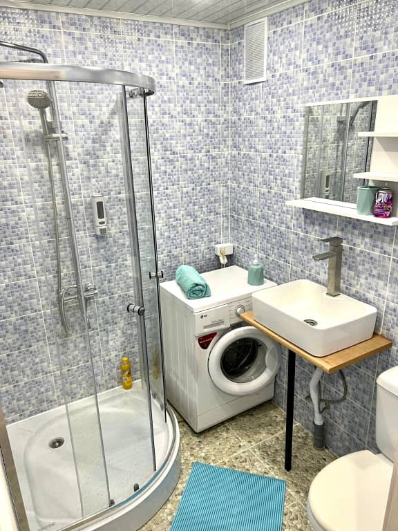 Квартира 2евро в центре Кировска: фото 7