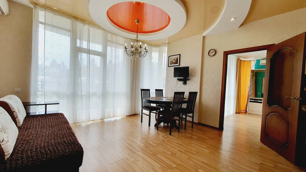 Апартаменты 2к Квартира на Грибоедова от HomeHotelSochi: фото 6