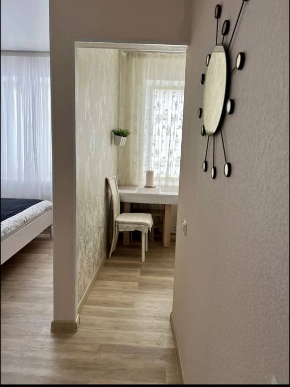 Апартаменты Unique Apart Каштан рядом с РИАцентром, КузГТУ и кинотеатром Космос: фото 4