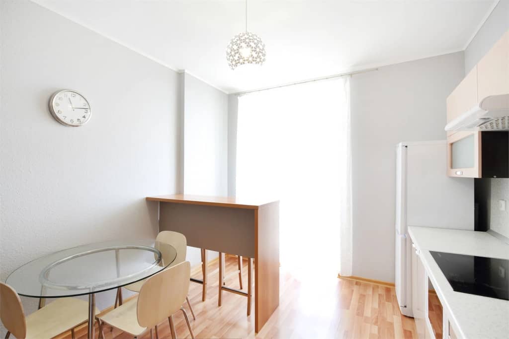 Апартаменты Rooms на улице 8 марта 188 (17 этаж): фото 4