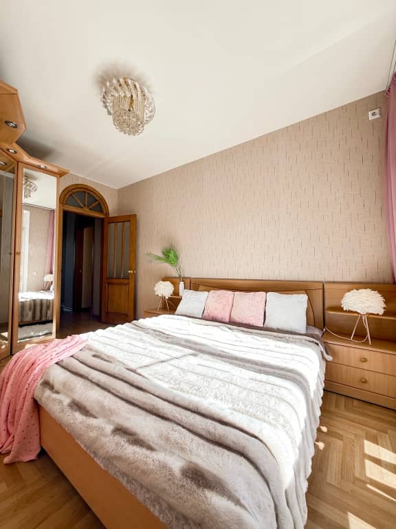 Квартира Уютная Двухкомнатная с Балконом в Центре Города: фото 4