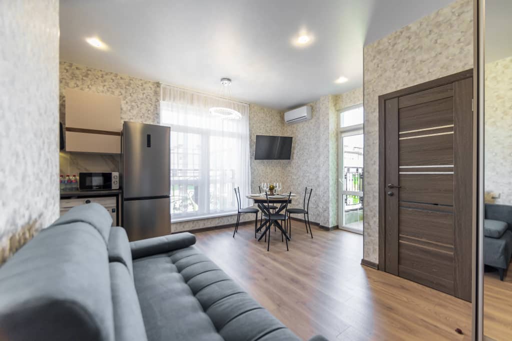 Апартаменты Red Apartments Арт Лайт Модиано: фото 5