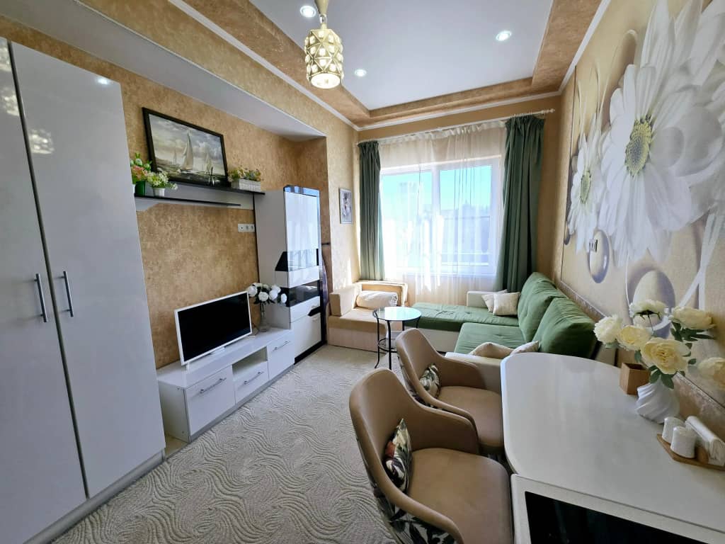 Квартира Уютная в Комплексе с Бассейном: фото 4
