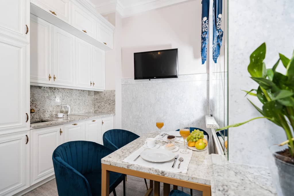 Апартаменты Palazzo 1861, Luxury Apartment near St Isaac's Square: фото 6