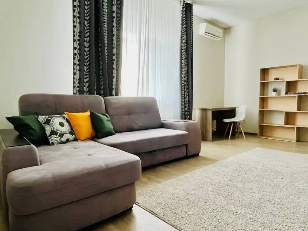 Квартира Просторная Озеро Харовое рядом с центром Казани: фото 7