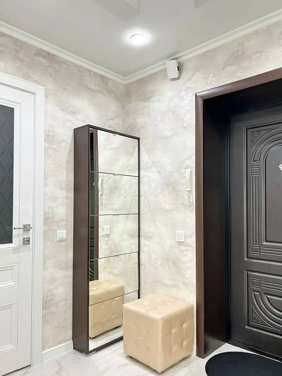 Роскошные апартаменты  Kravc Group с камином и просторной лоджией: фото 5