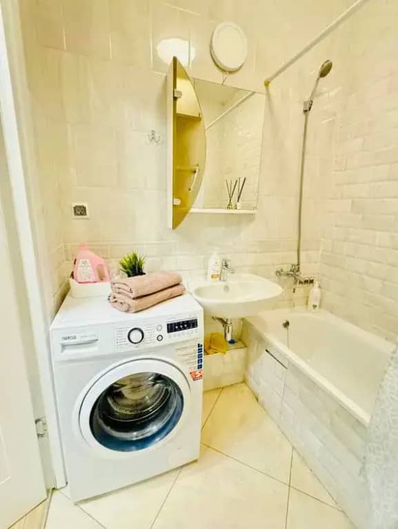 Квартира просторная возле метро Новомосковская (Коммунарка) Dayker City Apartments: фото 7