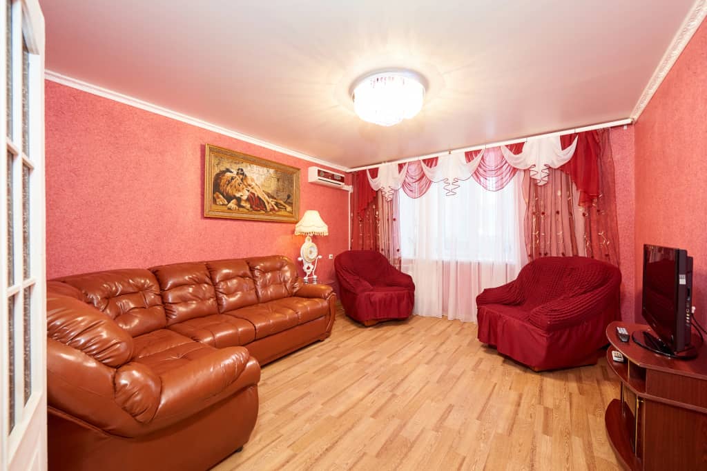 Двухкомнатные Апартаменты RentHouse с отличным расположением: фото 4