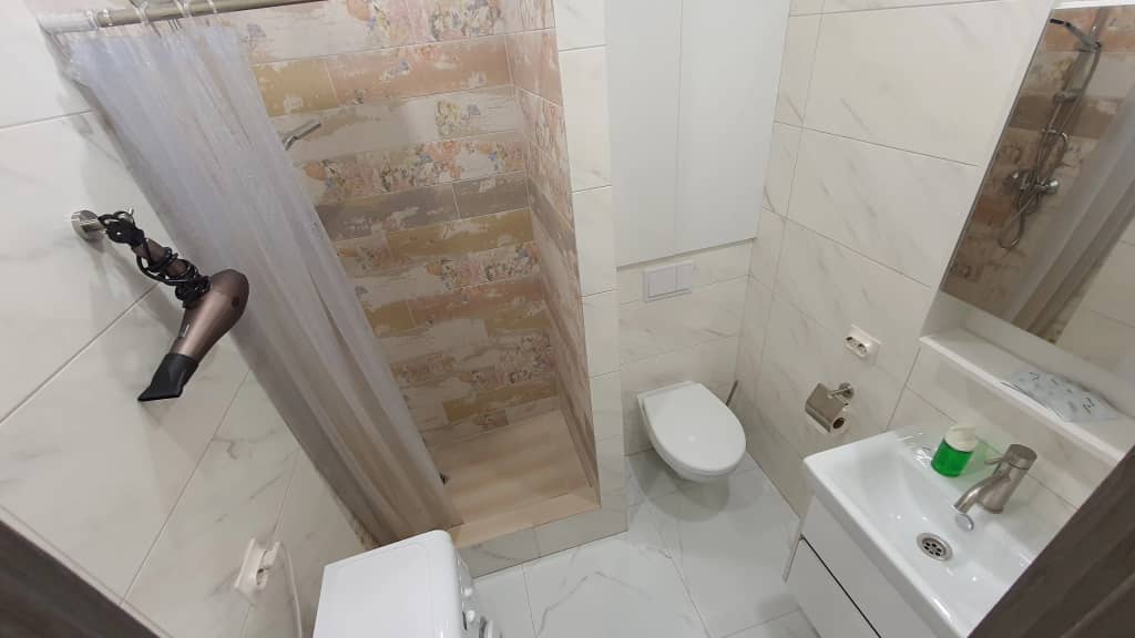 Апартаменты Уютная студия на Веселой 28 от HomeHotelSochi: фото 7