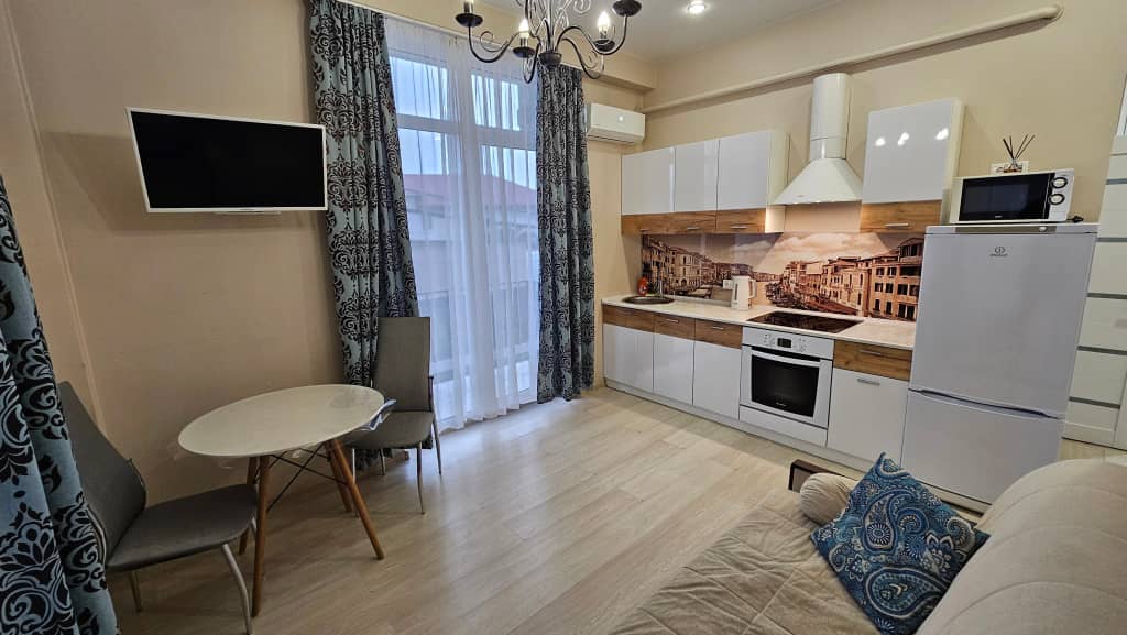 Апартаменты Просторная Квартира на Фигурной от HomeHotelSochi: фото 6