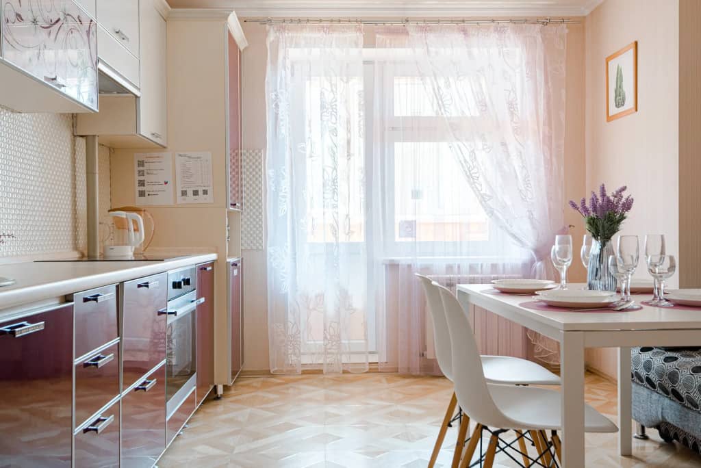 Квартира 1-к яркая у залива на Маркова 8/2 от RentAp, 4 сп.места: фото 7