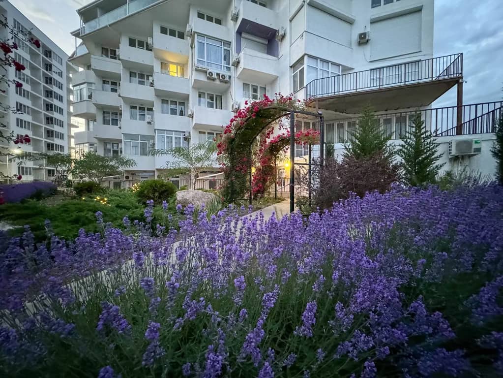 Апартаменты Loft Черноморская набережная 1Д: фото 4
