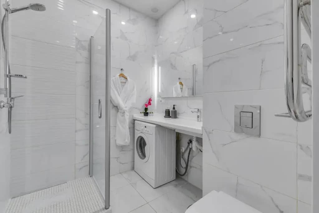 Апартаменты Улучшенные с Видом на Город Business Apartments: фото 4