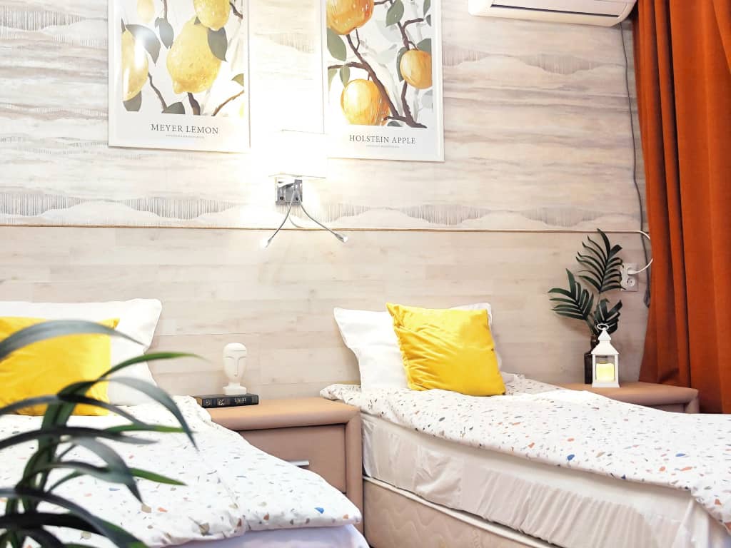 Квартира  Абрикосовый рассвет Ледовый дворец метро Большевиков Кондиционер: фото 4