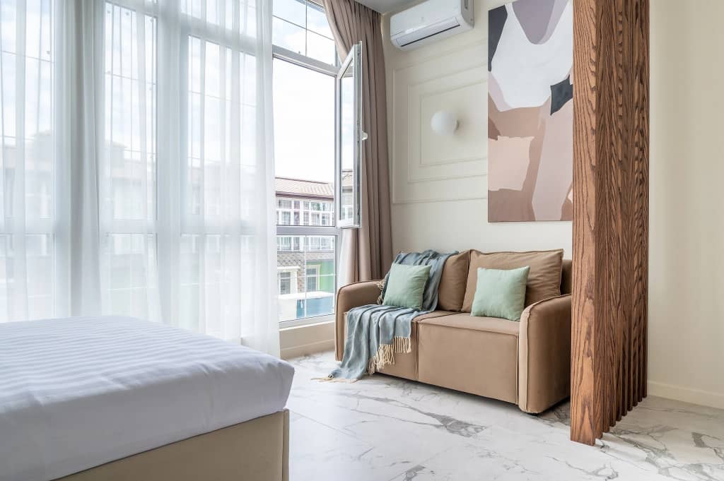 Апартаменты Red Apartments Арт Лайт Сити Апартамент Микеланджело: фото 7