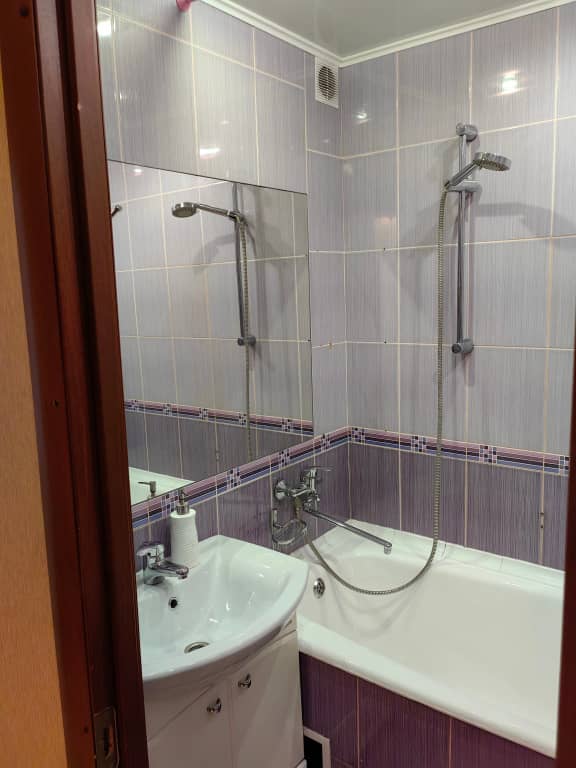 Квартира Евродвушка у озера 54м2 с лоджией 6м: фото 4